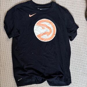 Atl hawks shirt